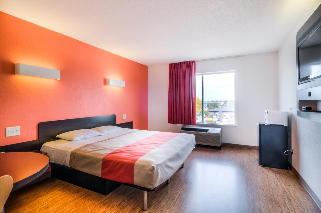 Motel 6 Нормъл Стая снимка