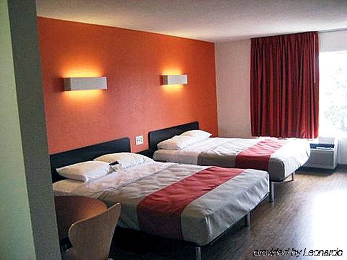 Motel 6 Нормъл Екстериор снимка