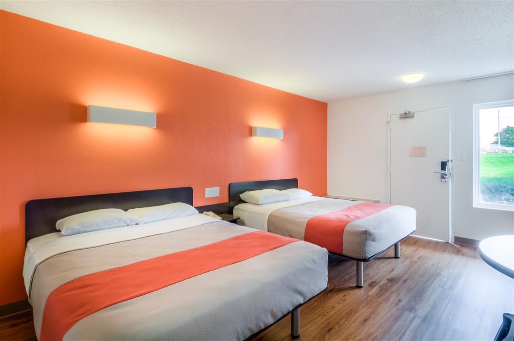 Motel 6 Нормъл Стая снимка
